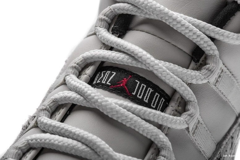  Bone CD6846-002 Low Snake Jordan Retro 11 Light 0511